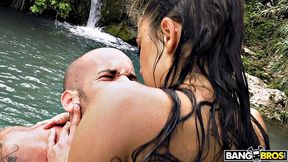 A Splashy Public Sex