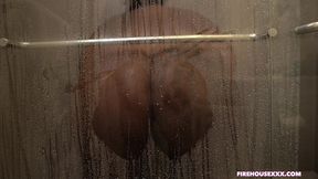 shower time with big ass big kitty miss exquisite official