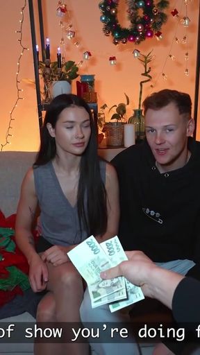 HUNT4K. A stranger's Dick is the best Christmas gift   Clip 1