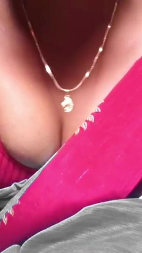Ammu show big boobs with saree   Clip 1