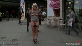 Big bootie blonde anal sex nailed in public