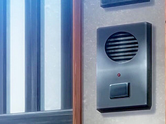 Shameless Secretive Smile_22072906p0