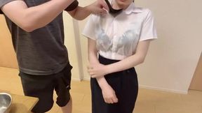 【1】後輩呼んでジャンケンで勝った方がローションかけるゲームしたらエロすぎて体を触りまくってそのまま生挿入-日本人/素人カップル/変態プレイ/巨乳/OL