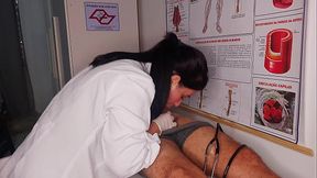 Ere&ccedil_&atilde_o na frente da enfermeira