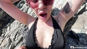 Beautiful Babe at the beach wanted some hard sex