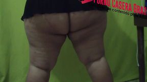 Big Ass MILF Twerks Bareback