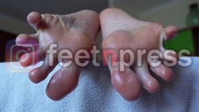 Mavi Facedown Foot Massage POV 4K MP4