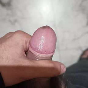 Muth maarne ke baad condom me hi cumshot