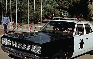 Fugitive girls (1974)