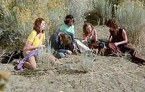Fugitive girls (1974)