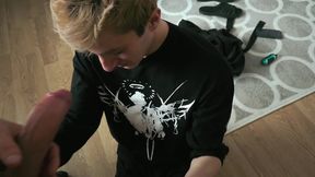 I Invited My Stepbrother to Come Fix the Computer and Fucked Him in the Mouth as Payment