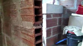 pude seducir y convencer a la duena de la casa para follarla en la terraza despues de espiarla por varios dias