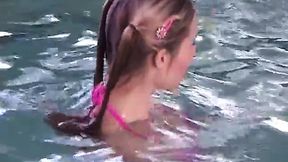 Quiverings teenage nympho poolsides lustfully forking frenetically