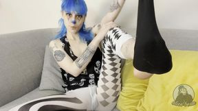 Toe Sucking Clowngirl