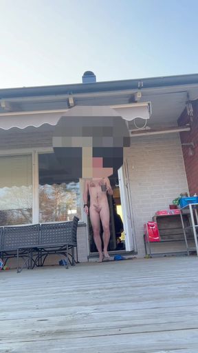 26-8-25  coffee in the nude