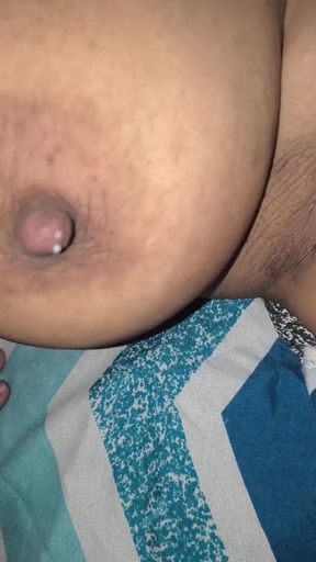 Dever ko gand dikha kar chut me lund liya.   Clip 1