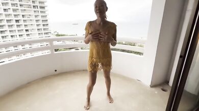 Amateur Chinese Hotwife Beach Teaser Creampie Preview
