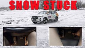Irina Cherry Tiggo winter adventure stuck in the snow 1080 full video 32 min