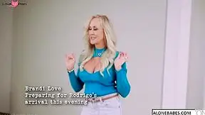 Curvaceous Milf Rides Big Dick In Classroom With Deep Threat