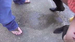 Dee Siren fucking fan outdoor