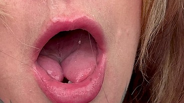 MY POV - THE SLOPPY BLOWJOB OF PEGGY SUE