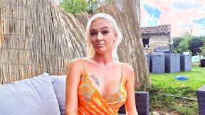 ”Oletsha, 26, mistress of a hotel in Nancy!”