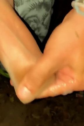 I Need to Cum but House Is Full of Friends, so I Have to Cum Outside