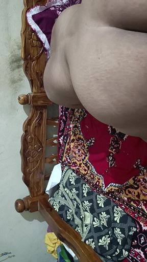 Desi Indian Beautiful Telugu Aunty Saree Fucking Hot Romance Pussy Doggy Style