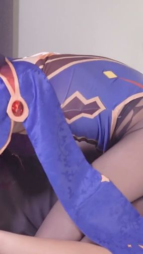 Genshin Impact Mona Cosplayer Face Sitting, After Otaku Festival 7   Clip 1