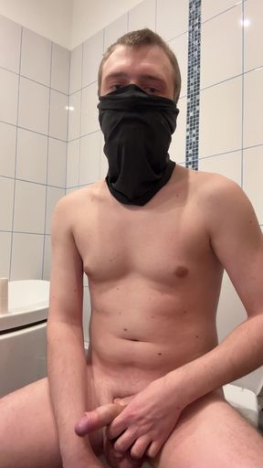 Got horny in my friends bathroom