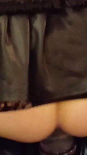 Sissy Leogoth Rides Big Plug and Cums