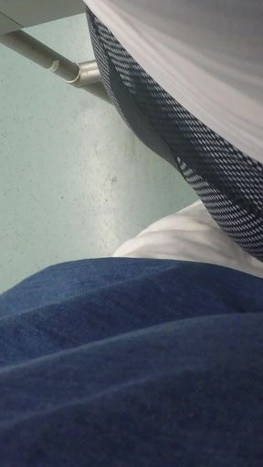 Stepmom’s Unexpected Connection on a Crowded Train