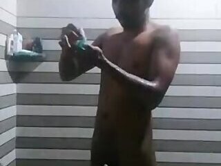 Shithin Shower Show Play