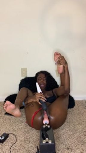fucking machine makes fat ass ebony tap