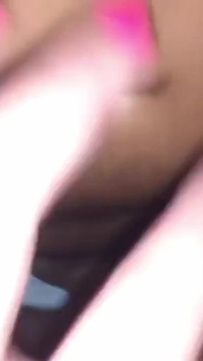 She Cums Like a Fountain! Very Wet Pussy! Real Orgasm!