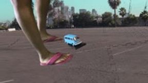 Giantess MXDominion Destroys a Minivan 1080