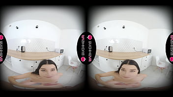 Jolie Butt fucks her lover on Suck Me VR
