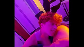 FUDENDO A CDZINHA SEM CAPA , FAZENDO ELA DE PUTINHA OBEDIENTE.