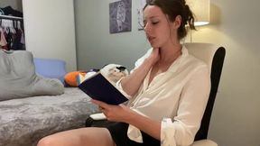 Brunette Voyeur Masturbates to Erotic Romance Novel
