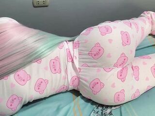 Stepdaughter in cosplay pajamas gets drilled by her large-rod stepdad (Over eighteen)