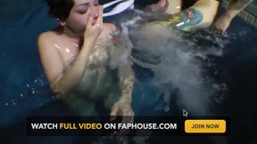 Control air in the pool extreme suffer for Sammy