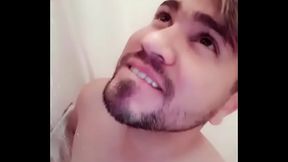 Sordo formose&ntilde_o dando la ganas en ba&ntilde_o