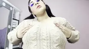 Suck My Tits Joy with a Very Sexy White Curvi