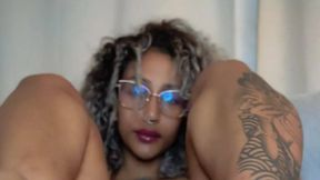 Video sent by @elissecinnamon @Feet Porn & #Latina #Small Tits #Petite #Glasses Porn sex movie | Tik.Porn