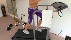 eva sinn fucks during workout
