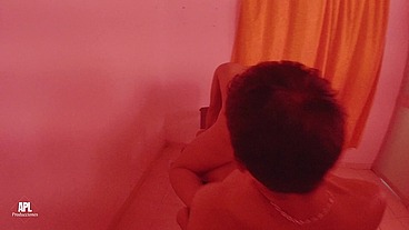 Le doy un buen masaje erotico a desconocida y termina dando sentones en mi polla y follando su coño. HISTORIA COMPLETA