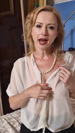 Auntjudys - Busty Amateur MILF Wanilianna Masturbates for Her Fans