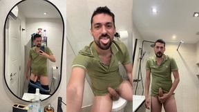 hot daddy jerking off cums like crazy