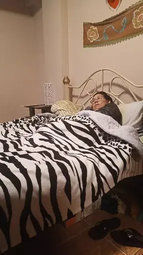 Latina Mom 