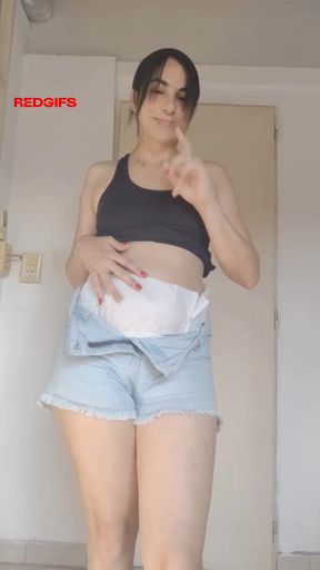 Curvy babe shows off her boobs, ass, and pussy